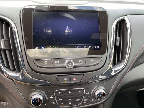 Used 2022 Chevrolet Equinox RS w/ RS Leather Package image 13