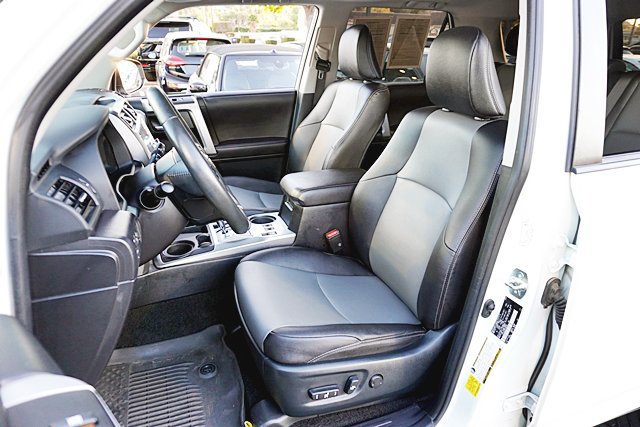 Used 2023 Toyota 4Runner SR5 Premium w/ Moonroof Package RWD image 24