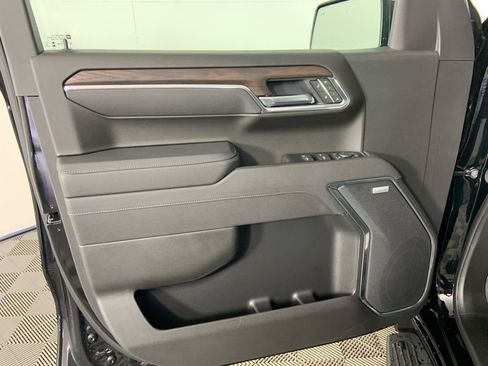 Used 2026 GMC Sierra 1500 SLT image 23