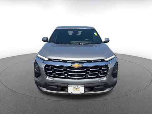 Used 2025 Chevrolet Equinox LT FWD image 4