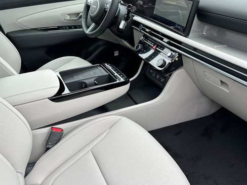 New 2026 Hyundai Tucson Limited AWD/4WD image 16