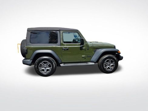 Used 2023 Jeep Wrangler Sport S image 8
