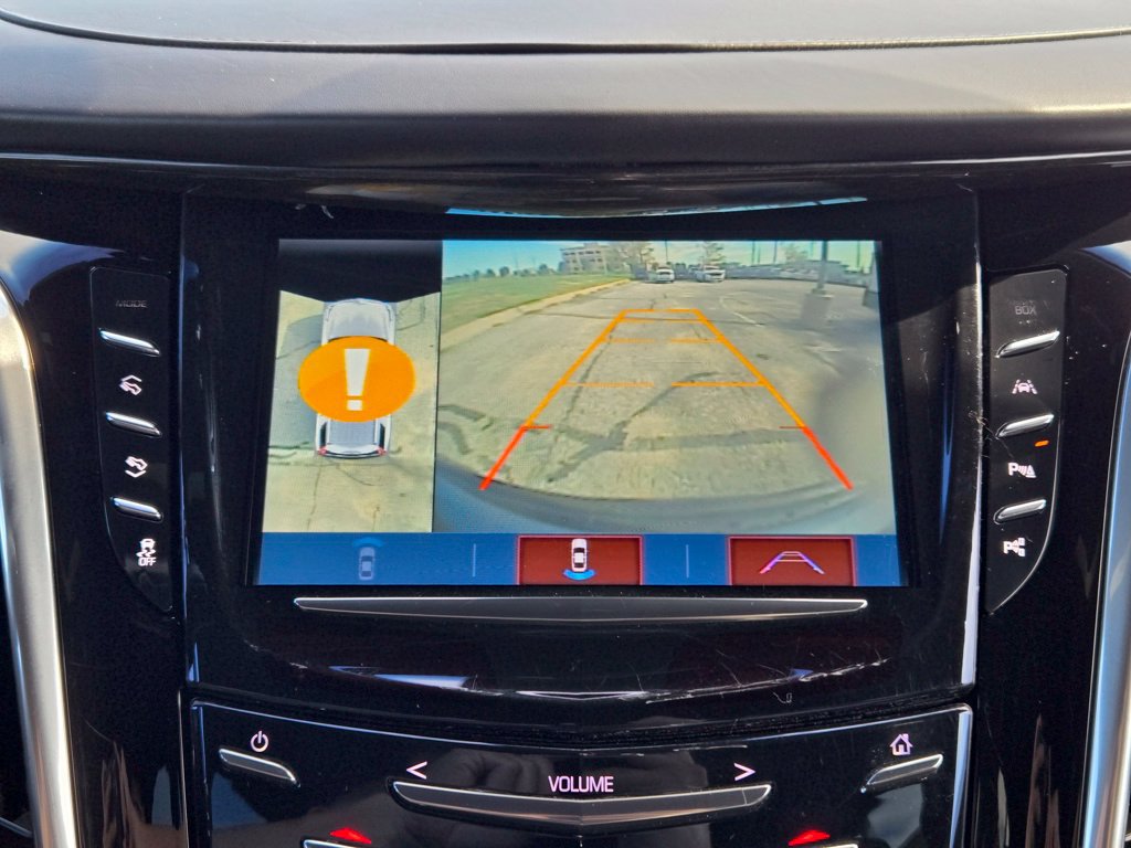 Used 2020 Cadillac Escalade Platinum w/ Escalade Sport Edition AWD/4WD image 21