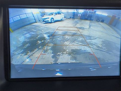 Used 2020 GMC Yukon SLE image 15