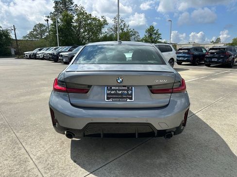 Certified 2025 BMW 330i Sedan w/ M Sport Package image 8