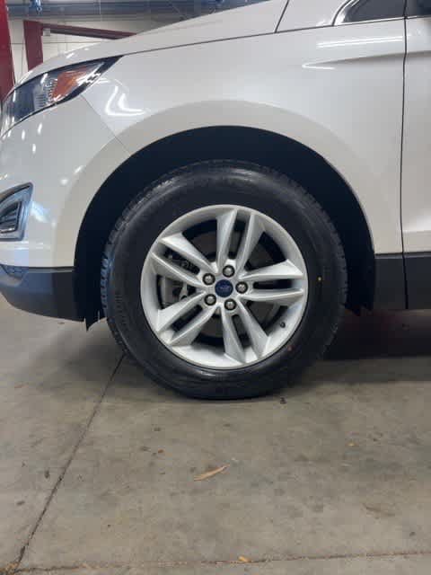 Used 2015 Ford Edge SEL w/ Equipment Group 201A AWD/4WD image 9
