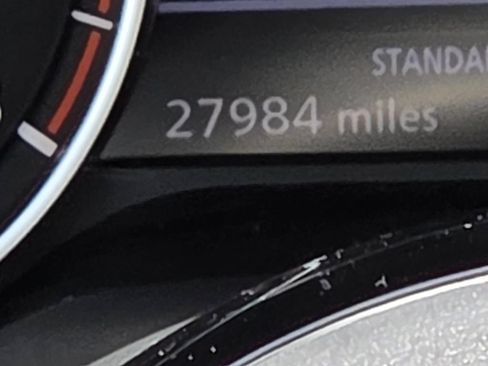 Used 2022 Nissan Rogue SV FWD image 20