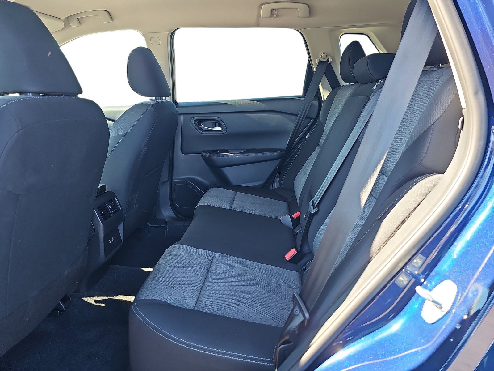 Used 2026 Nissan Rogue SV FWD image 11