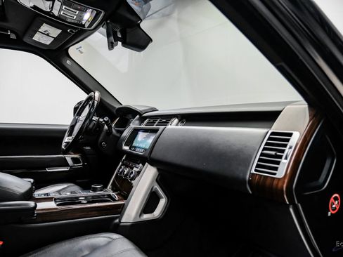 Used 2017 Land Rover Range Rover HSE image 43