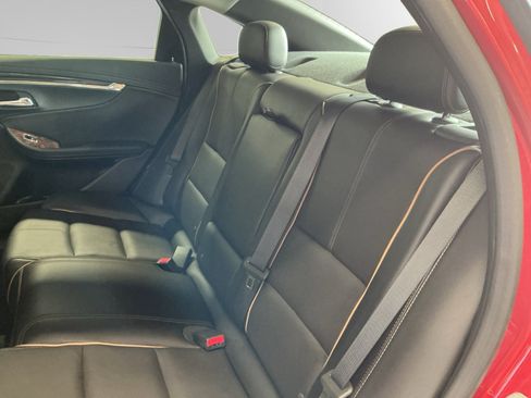 Used 2014 Chevrolet Impala LTZ FWD image 13