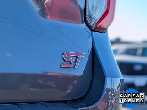 Certified 2022 Ford Explorer ST w/ Equipment Group 401A image 12