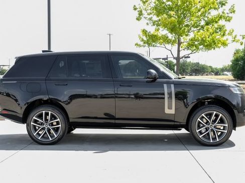 New 2027 Land Rover Range Rover Long Wheelbase SE AWD/4WD image 10