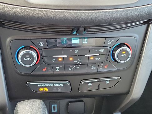 Used 2019 Ford Escape SE AWD/4WD image 21