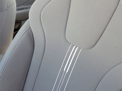 Certified 2023 Hyundai Elantra SEL w/ Convenience Package image 20