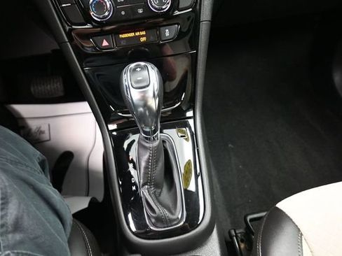 Used 2020 Buick Encore Preferred w/ Safety Package FWD image 11