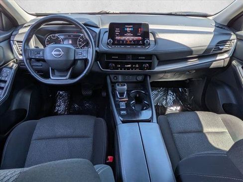 Used 2025 Nissan Rogue SV FWD image 16
