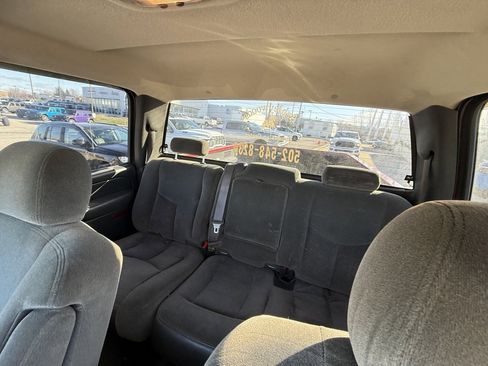Used 2004 Chevrolet Silverado 2500 LS image 23