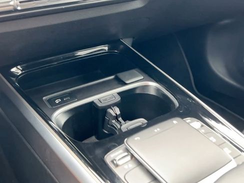 Used 2022 Mercedes-Benz GLB 250 image 29