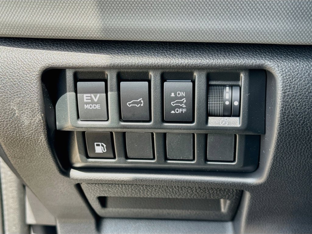 New 2026 Subaru Forester Touring AWD/4WD image 11