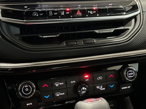 New 2026 Jeep Compass Limited image 21