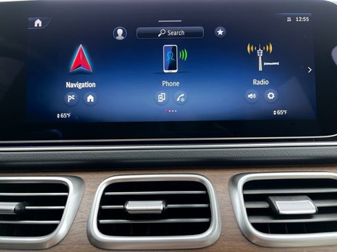 Certified 2025 Mercedes-Benz GLS 450 4MATIC image 28