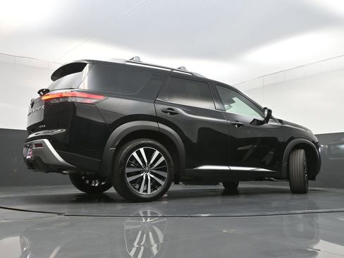 Used 2025 Nissan Pathfinder Platinum w/ Cargo Package FWD image 36
