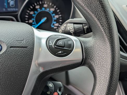 Used 2015 Ford Escape SE FWD image 28