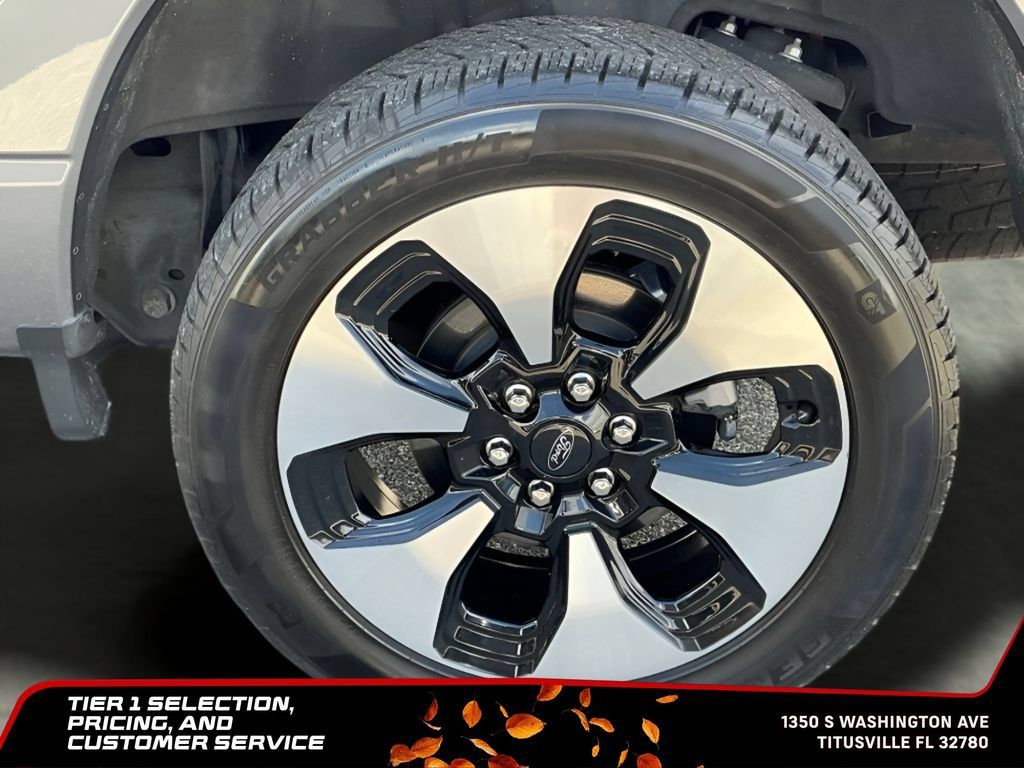 Used 2023 Ford F150 Lightning Platinum AWD/4WD image 42