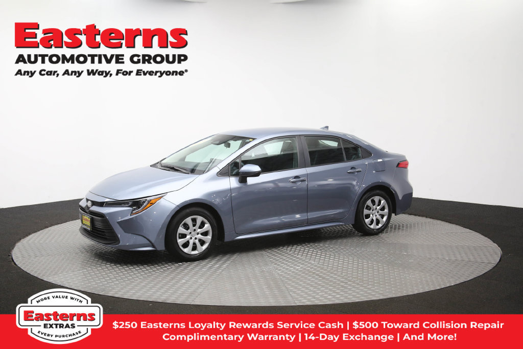 Used 2025 Toyota Corolla LE FWD image 58