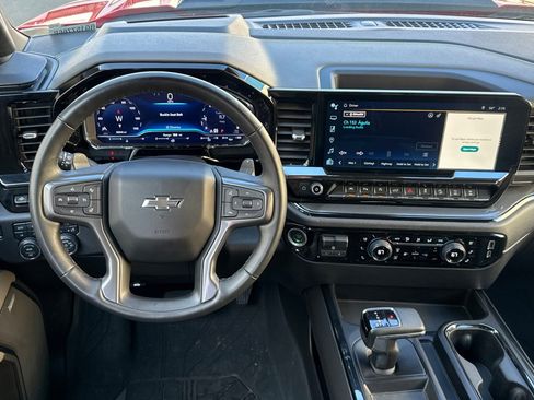 Used 2024 Chevrolet Silverado 1500 ZR2 w/ Technology Package image 16