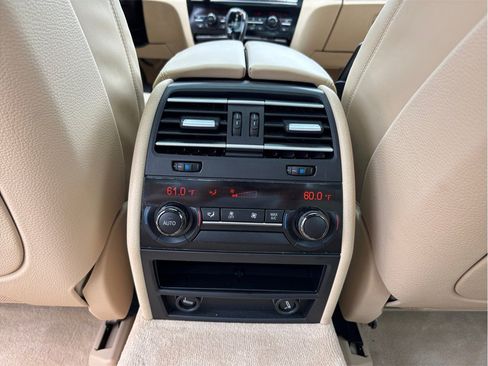 Used 2015 BMW 750Li RWD image 42