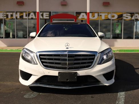 Used 2015 Mercedes-Benz S 63 AMG 4MATIC Sedan w/ Driver Assistance Package image 2