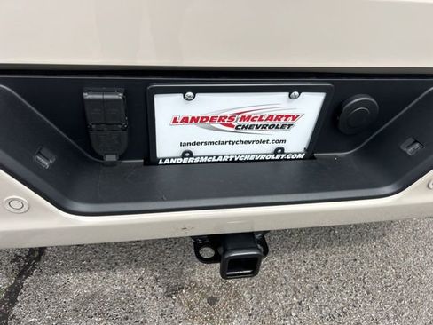 New 2026 Chevrolet Silverado 1500 High Country w/ High Country Premium Package AWD/4WD image 30