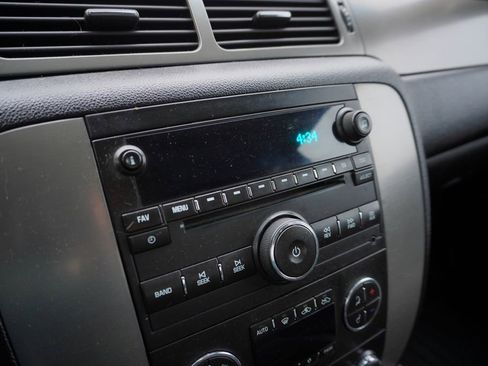 Used 2014 Chevrolet Silverado 2500 LTZ image 13