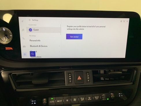 Used 2025 Lexus ES 350 350 Luxury w/ Accessory Package (Z2) image 27