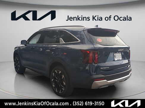 New 2026 Kia Sorento EX AWD/4WD image 5