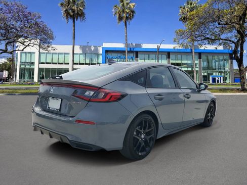 Used 2025 Honda Civic Sport image 3