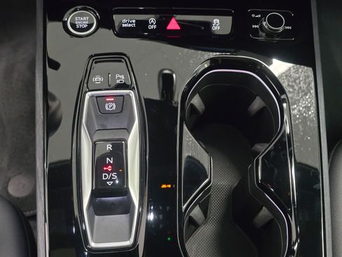 Certified 2025 Audi A5 2.0T Premium w/ Convenience Package image 16