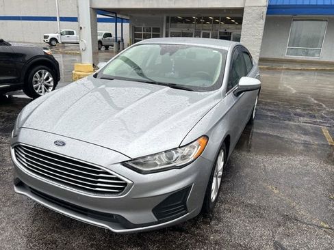 Used 2020 Ford Fusion SE image 7