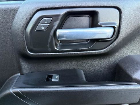 Used 2022 GMC Sierra 3500 Pro w/ Convenience Package image 18