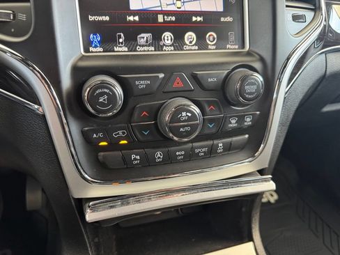 Used 2016 Jeep Grand Cherokee High Altitude AWD/4WD image 13
