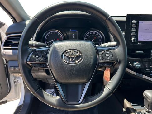 Used 2023 Toyota Camry SE FWD image 15