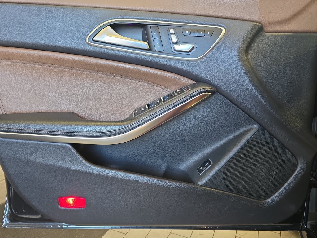 Certified 2018 Mercedes-Benz CLA 250 image 25