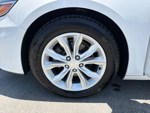 Used 2019 Chevrolet Malibu LT FWD image 31