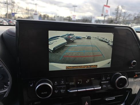 Certified 2023 Toyota Highlander XSE image 27