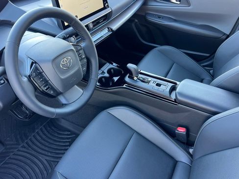New 2026 Toyota Prius Limited FWD image 9