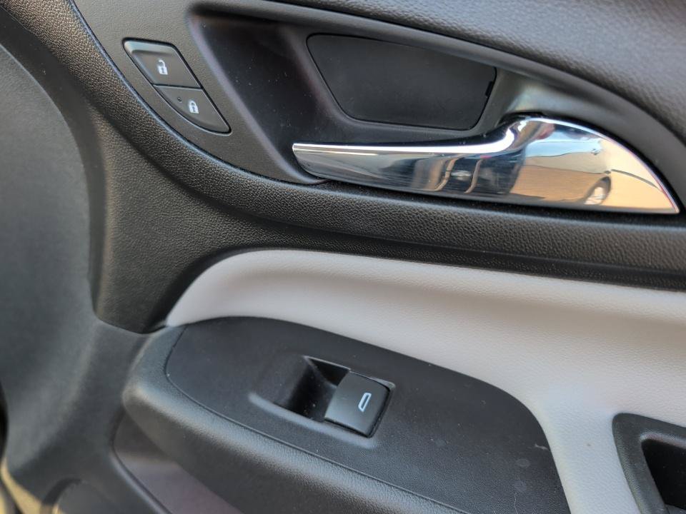 Used 2020 Chevrolet Equinox Premier FWD image 31