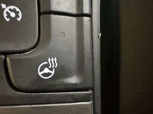 Used 2024 Chevrolet Silverado 1500 ZR2 w/ Technology Package image 14