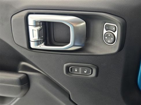 Used 2019 Jeep Wrangler Unlimited Rubicon image 30