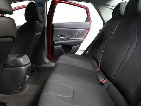 New 2026 Hyundai Elantra SE image 40